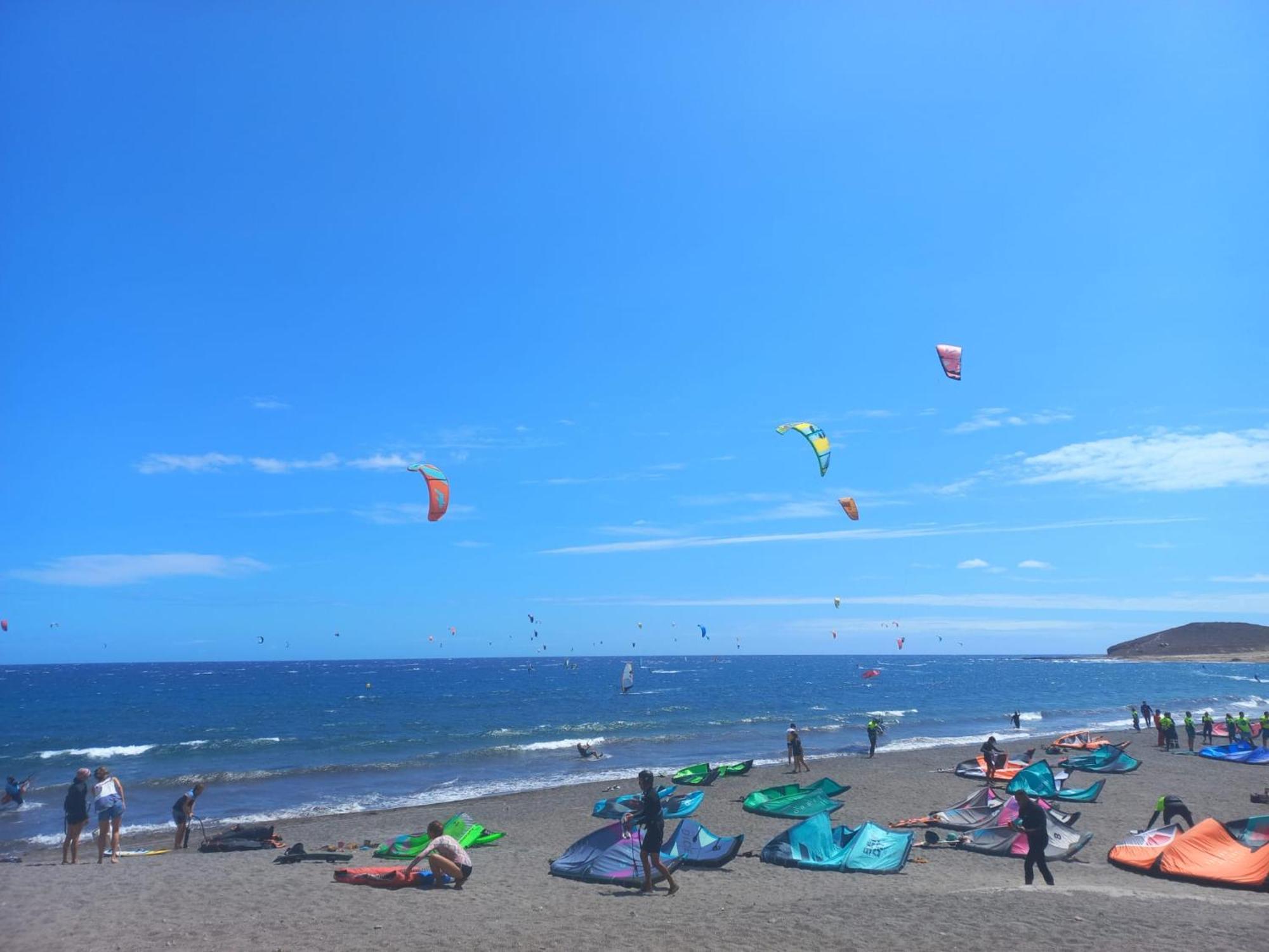 Daydream Medano Coliving Hostel El Medano  Bagian luar foto